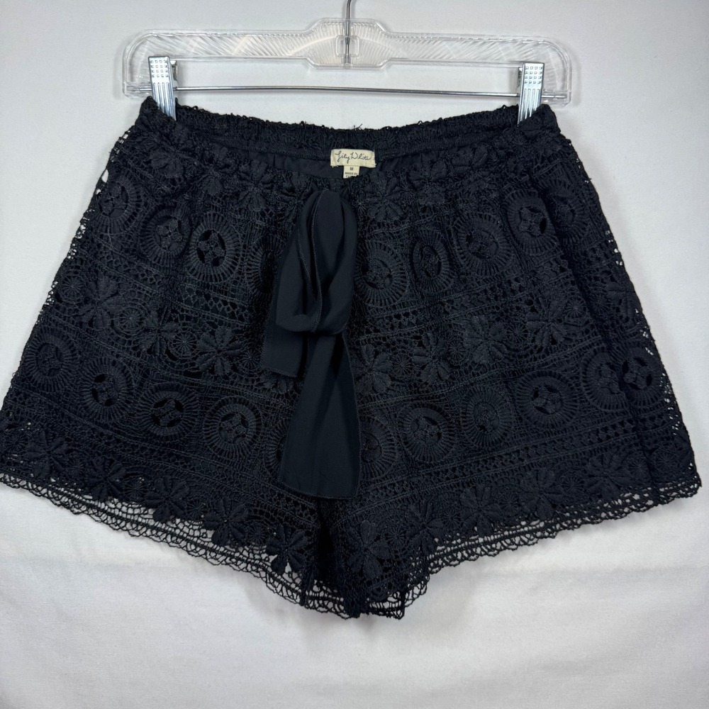 Lily White Black Crochet Lace Shorts Women's Drawstring Elastic Waist Sz Medium